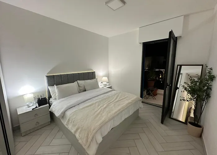 Ayla Apartment